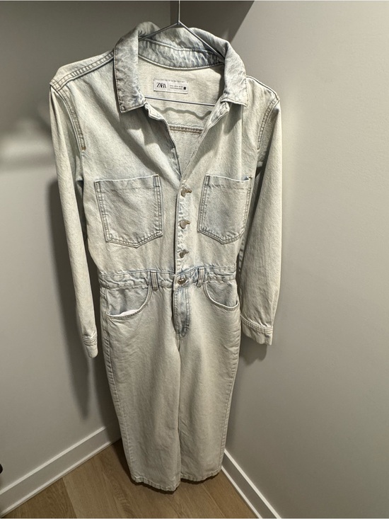 Zara Pants - Zara Light Wash Denim Jumpsuit